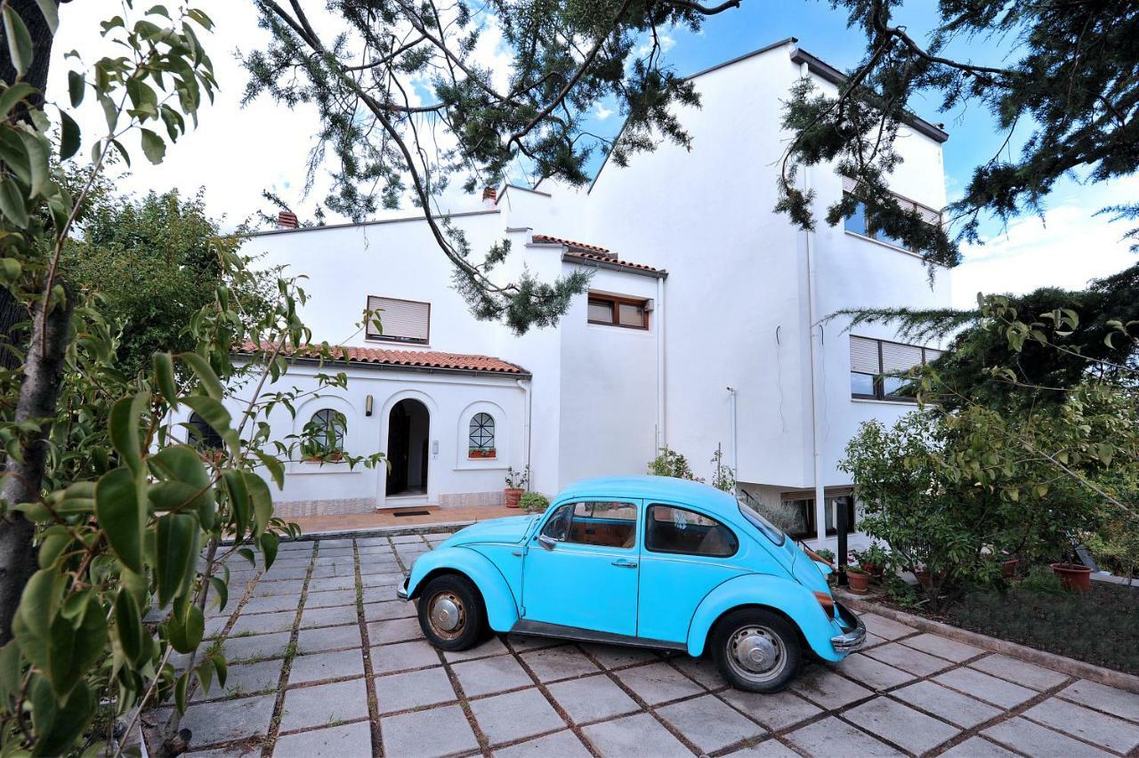 Ferienwohnung A Casa Di Galdino E Vittorianna LʼAquila Exterior foto
